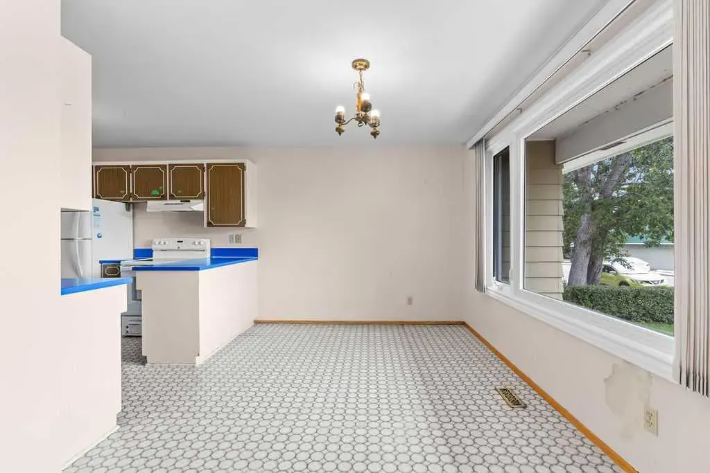 1212 Lake Sylvan Drive