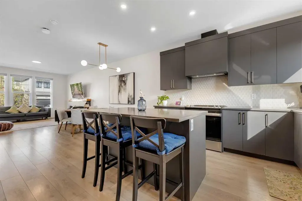 231 Lavender Manor SE
