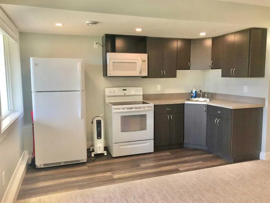 214 McArdell Drive, #17