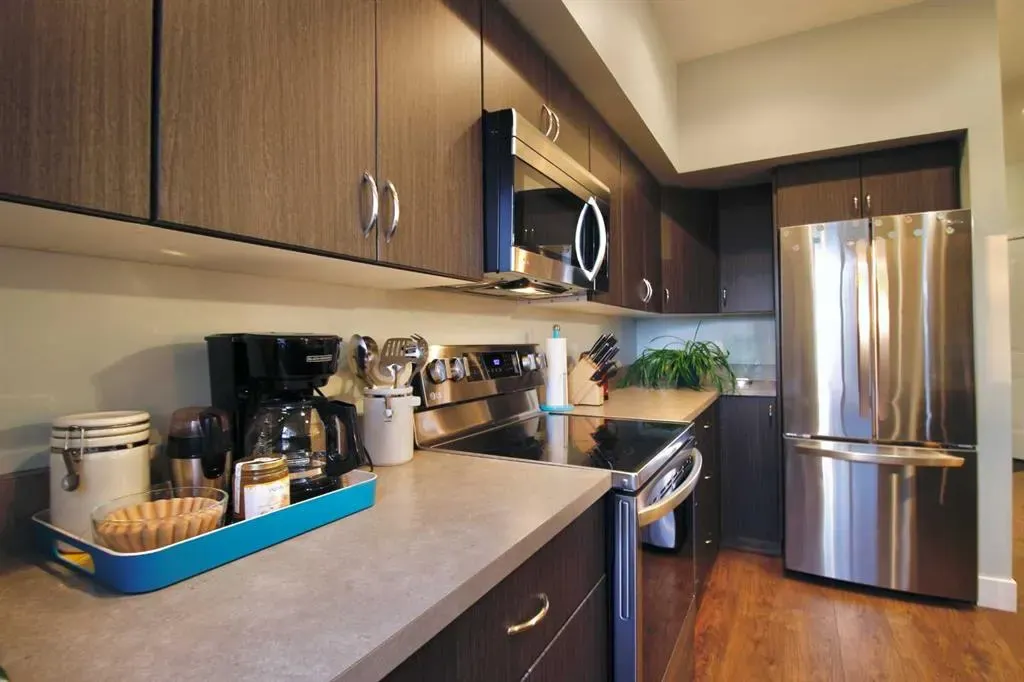 214 McArdell Drive, #17
