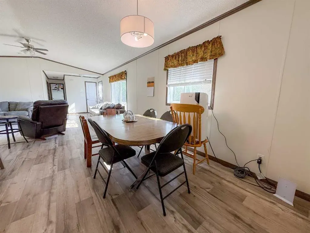 12104 TWP RD 792