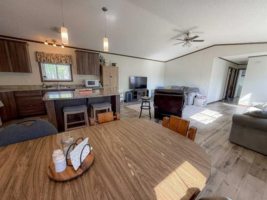 12104 TWP RD 792