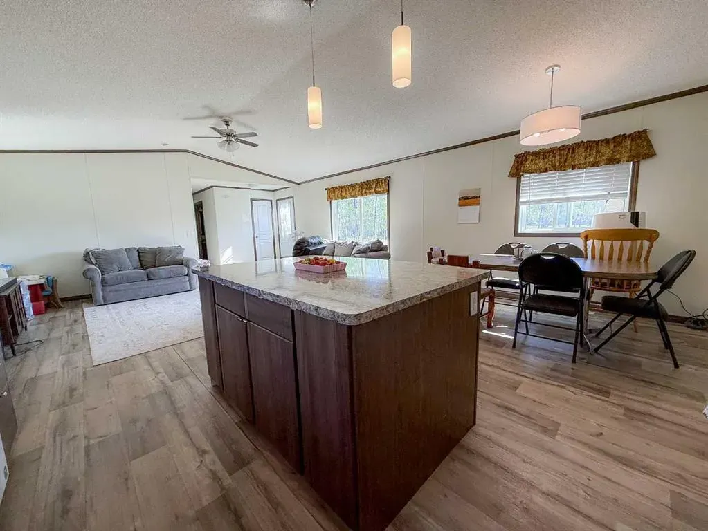 12104 TWP RD 792