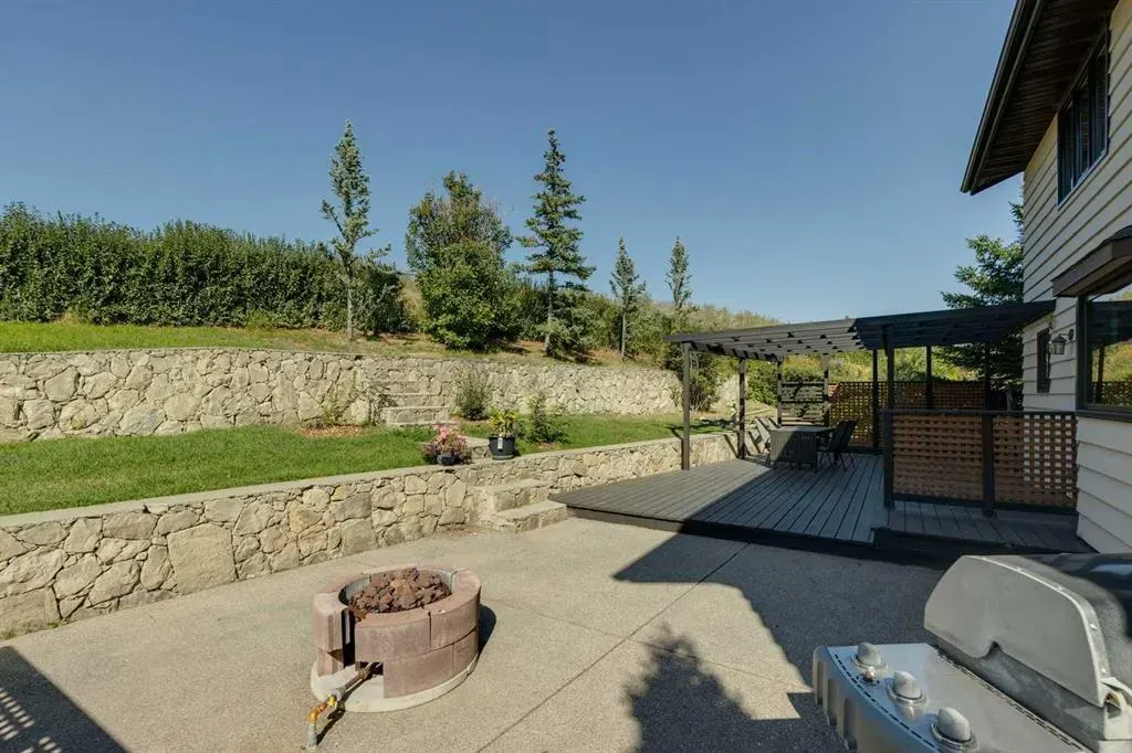 523 Ranch Estates Place NW