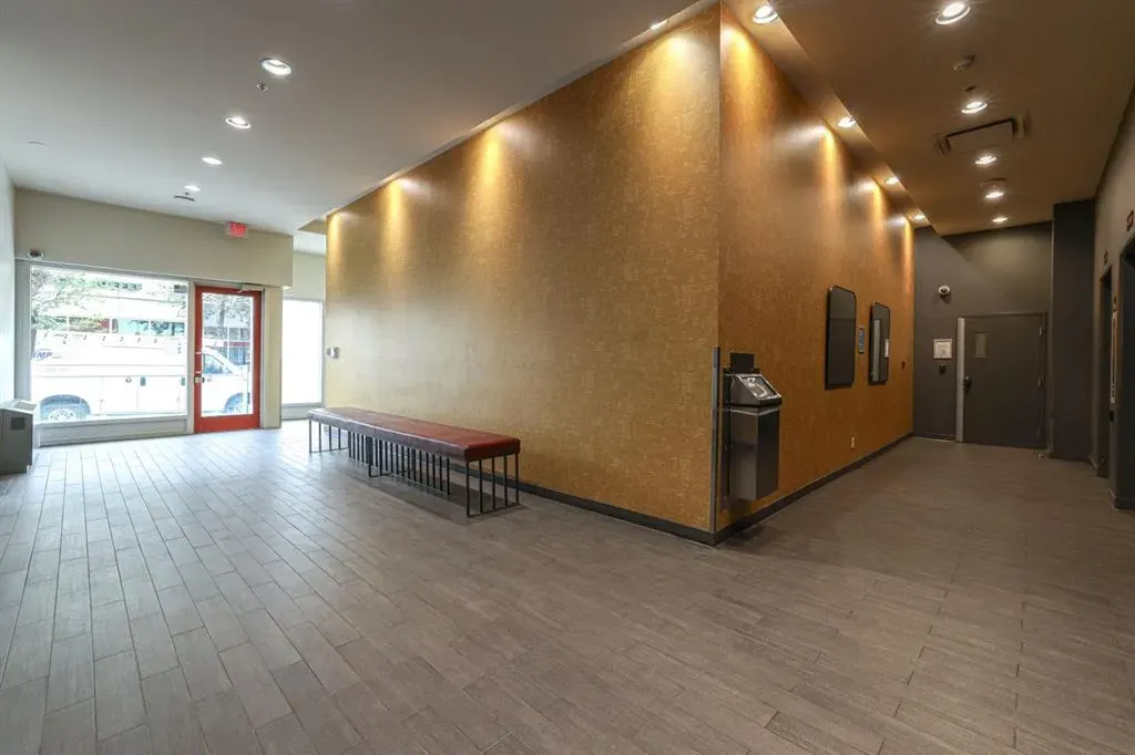 135 13 Avenue SW, #1806