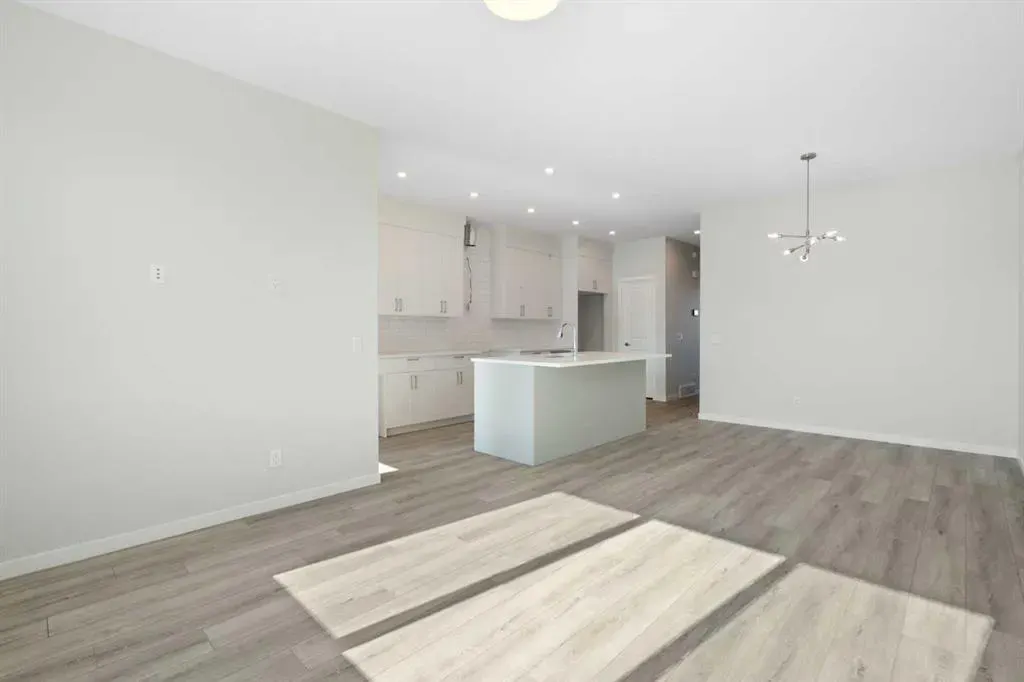 34 Herron Common NE