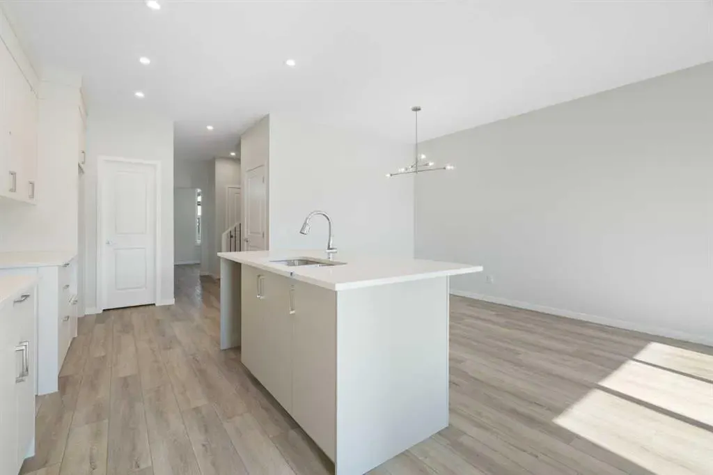 34 Herron Common NE