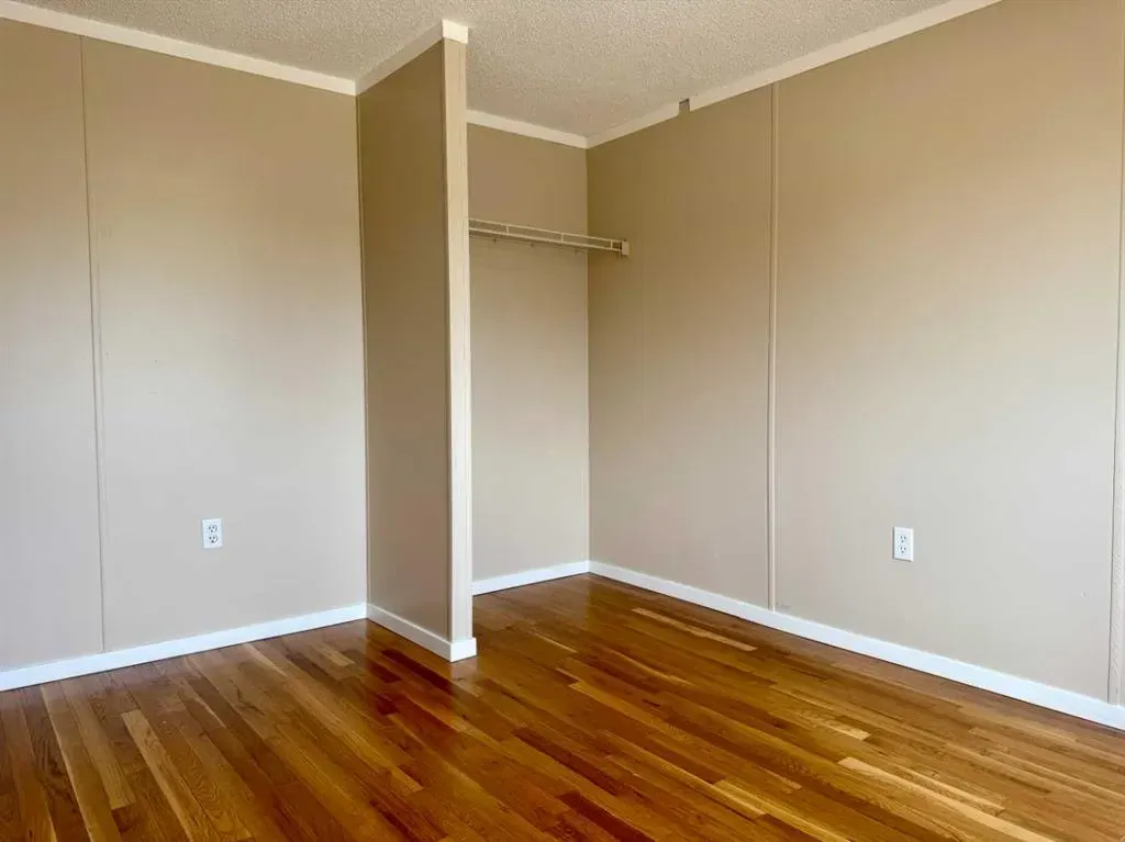 9824 104 Avenue, #6