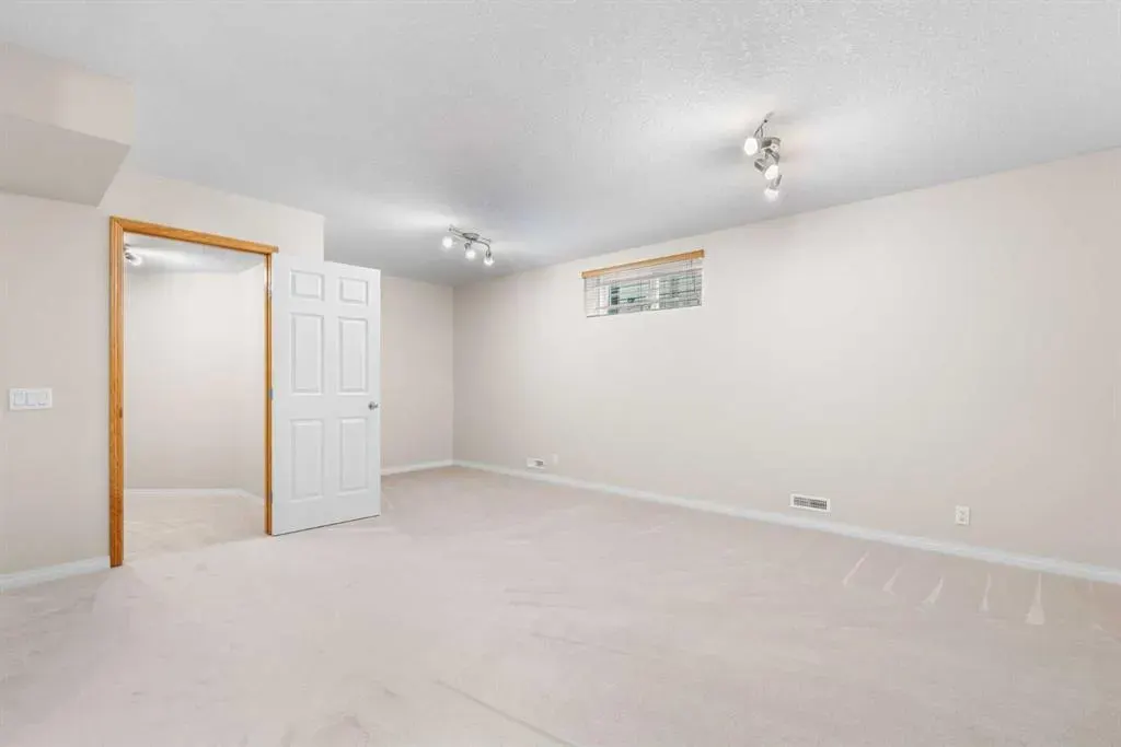 88 Chaparral Villas SE