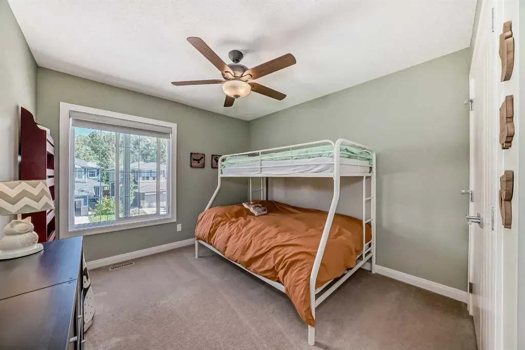 95 Cranbrook Hill SE
