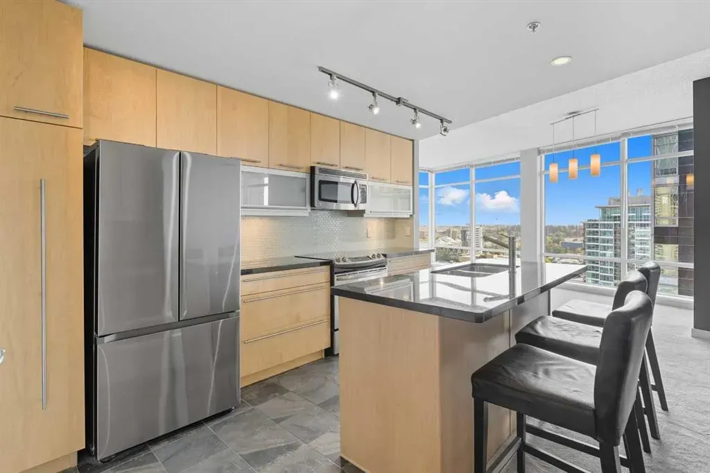 215 13 Avenue SW, #1706