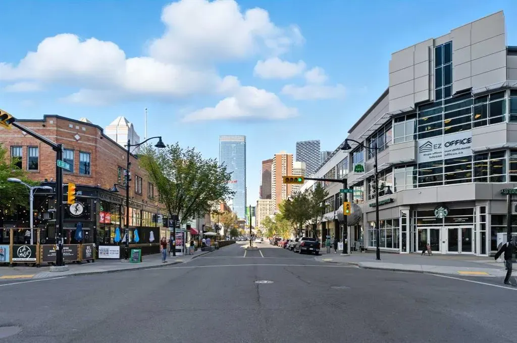 215 13 Avenue SW, #1706