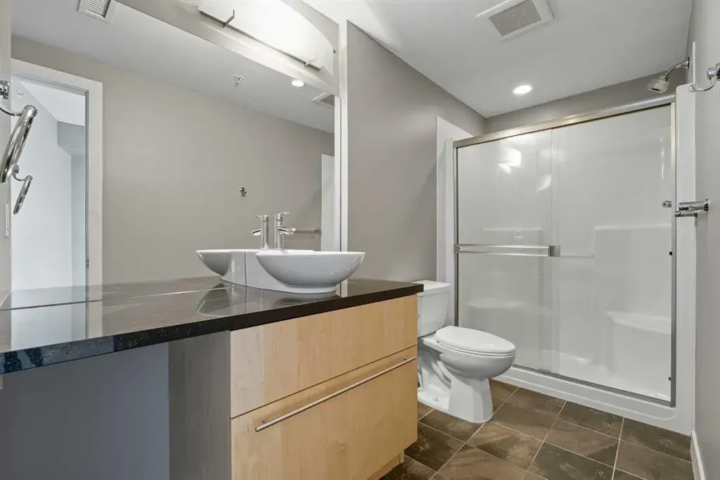 215 13 Avenue SW, #1706