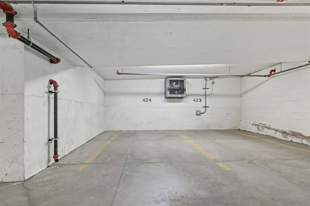215 13 Avenue SW, #1706