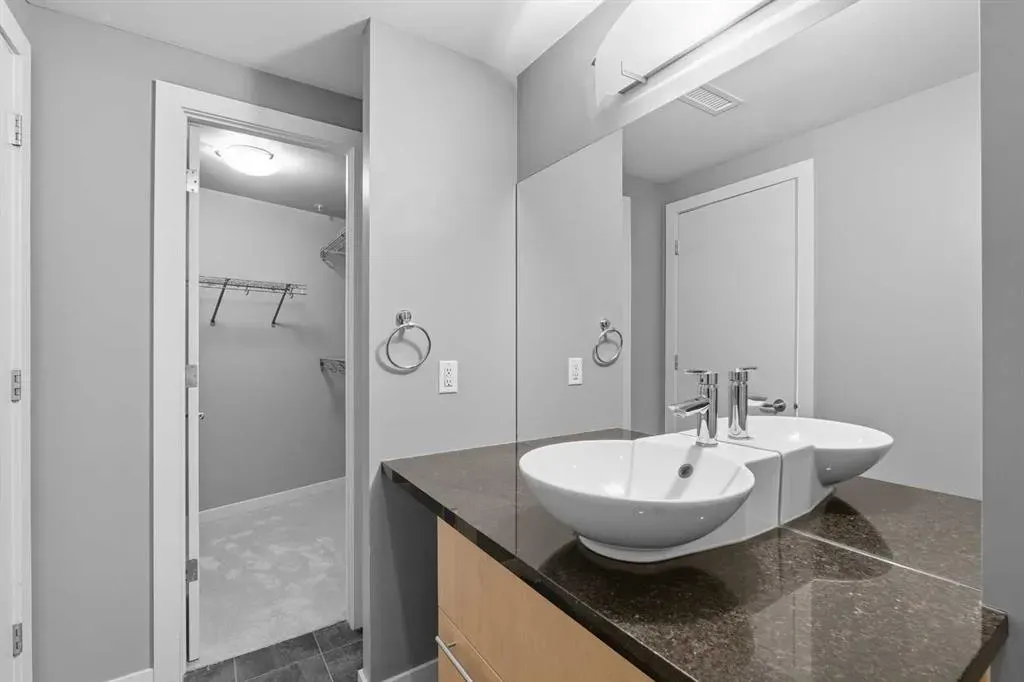 215 13 Avenue SW, #1706