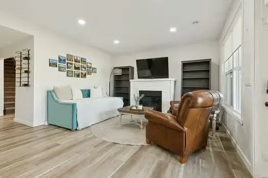 50 Riviera View