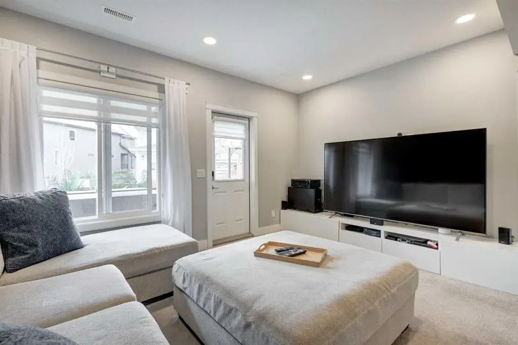 40 Masters Way SE