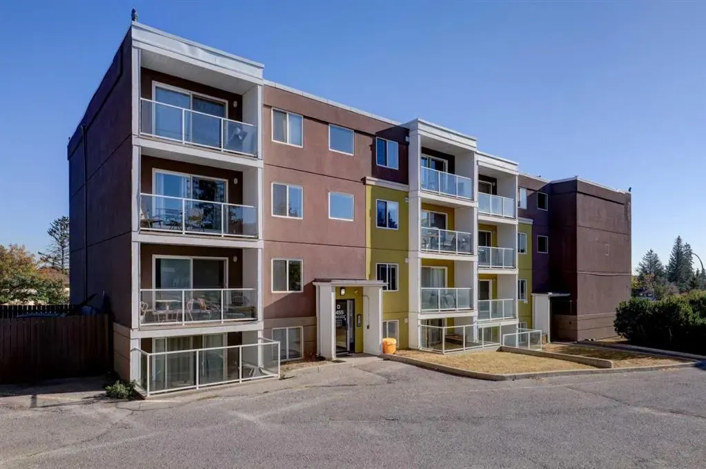 4455D Greenview Drive NE, #303