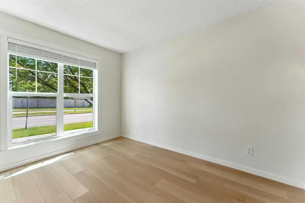 101 Sunset Drive, #715