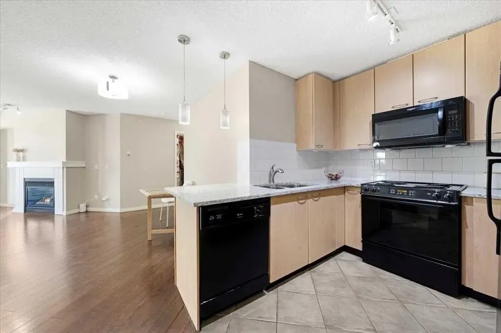 5115 Richard Road SW, #408