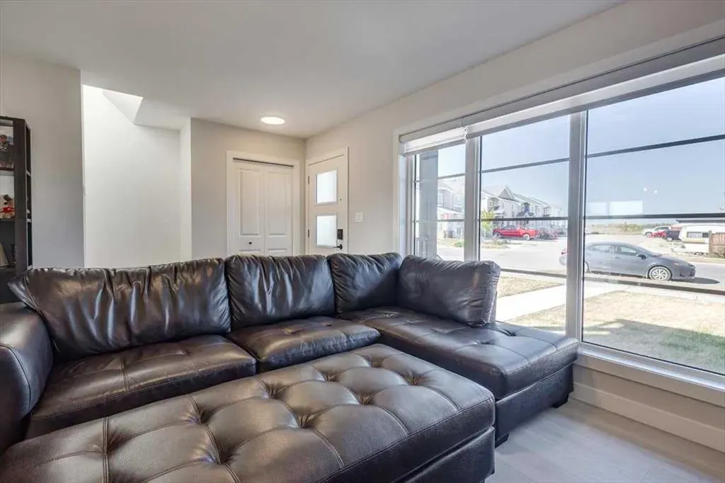 5601 Vista Trail