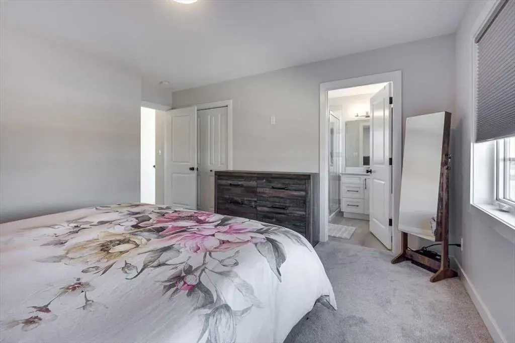 5601 Vista Trail
