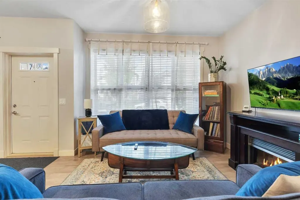 146 West Springs Road SW