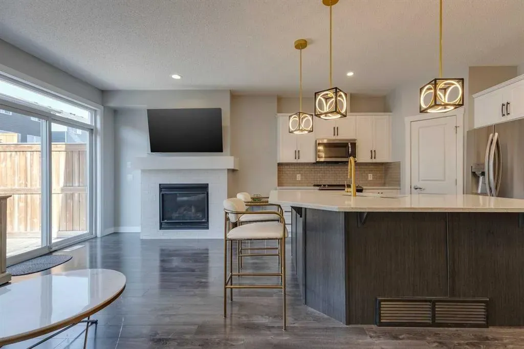 55 Sage Bluff Heights NW