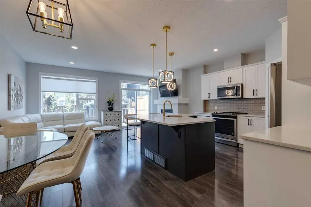 55 Sage Bluff Heights NW
