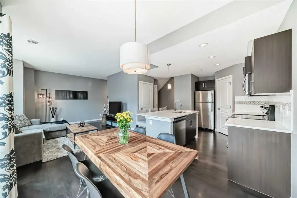 881 Sage Valley Boulevard NW, #804