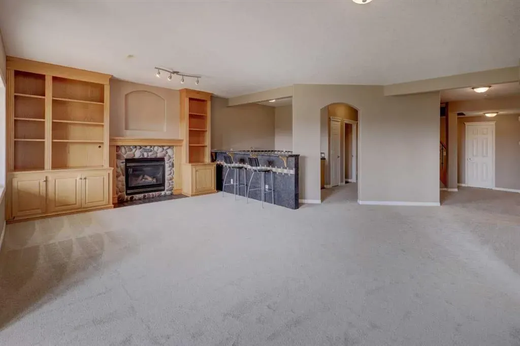 99 Hidden Creek Point NW