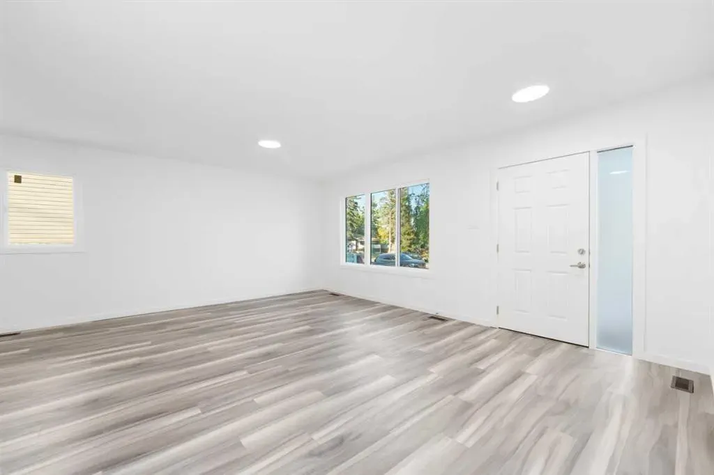 28 Henefer Road SW