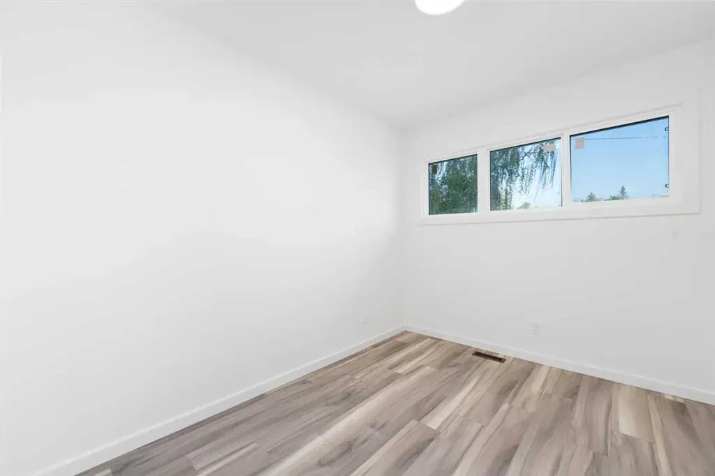 28 Henefer Road SW