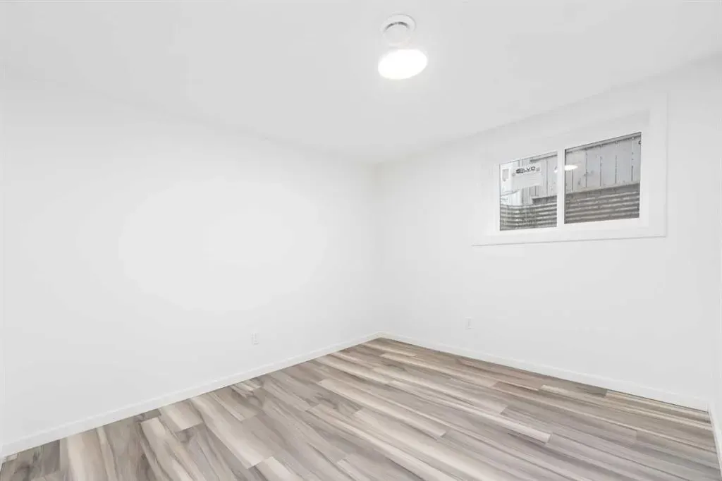 28 Henefer Road SW