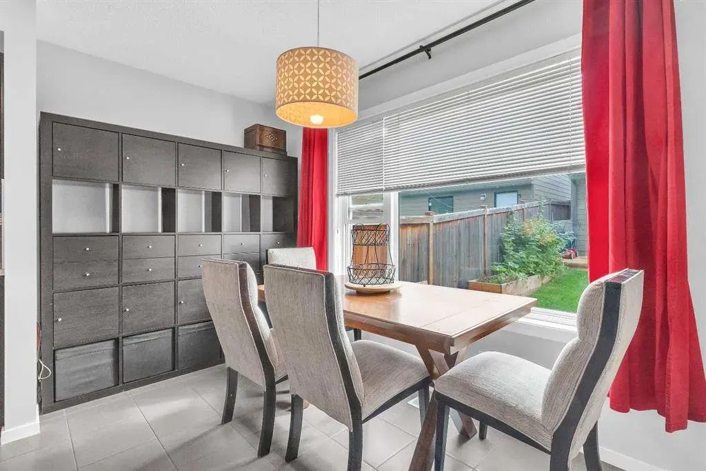 81 Walden Drive SE