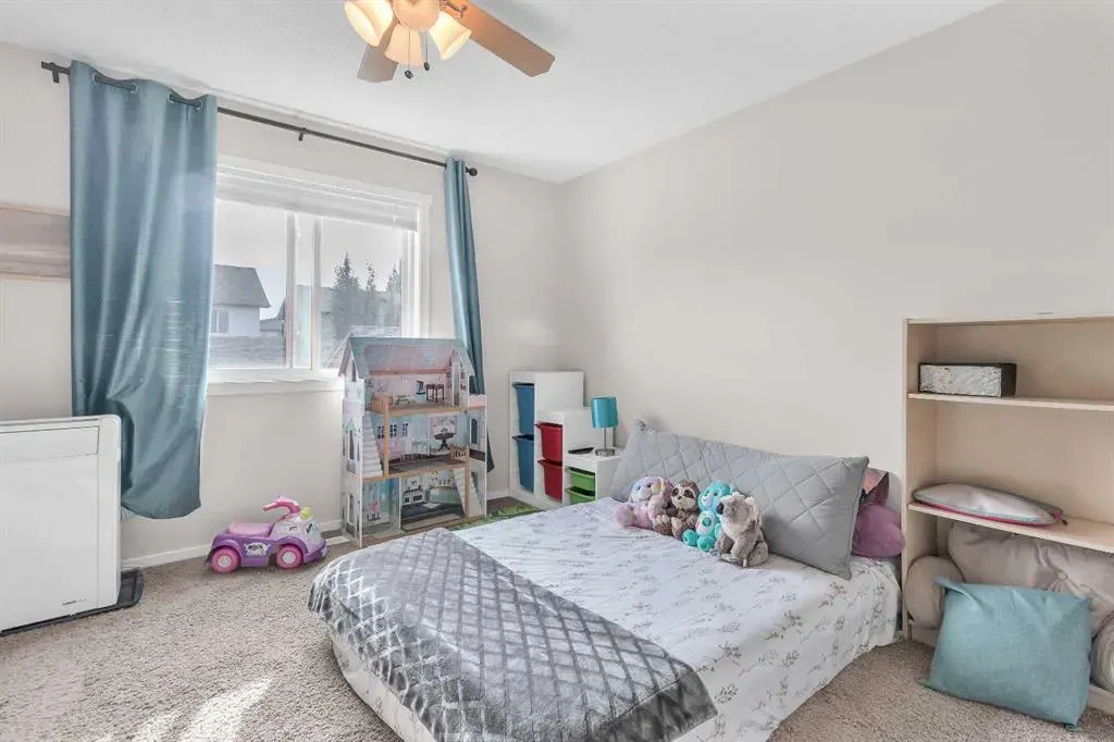 81 Walden Drive SE