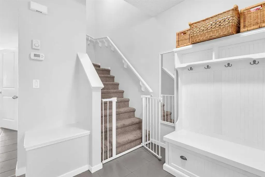 81 Walden Drive SE
