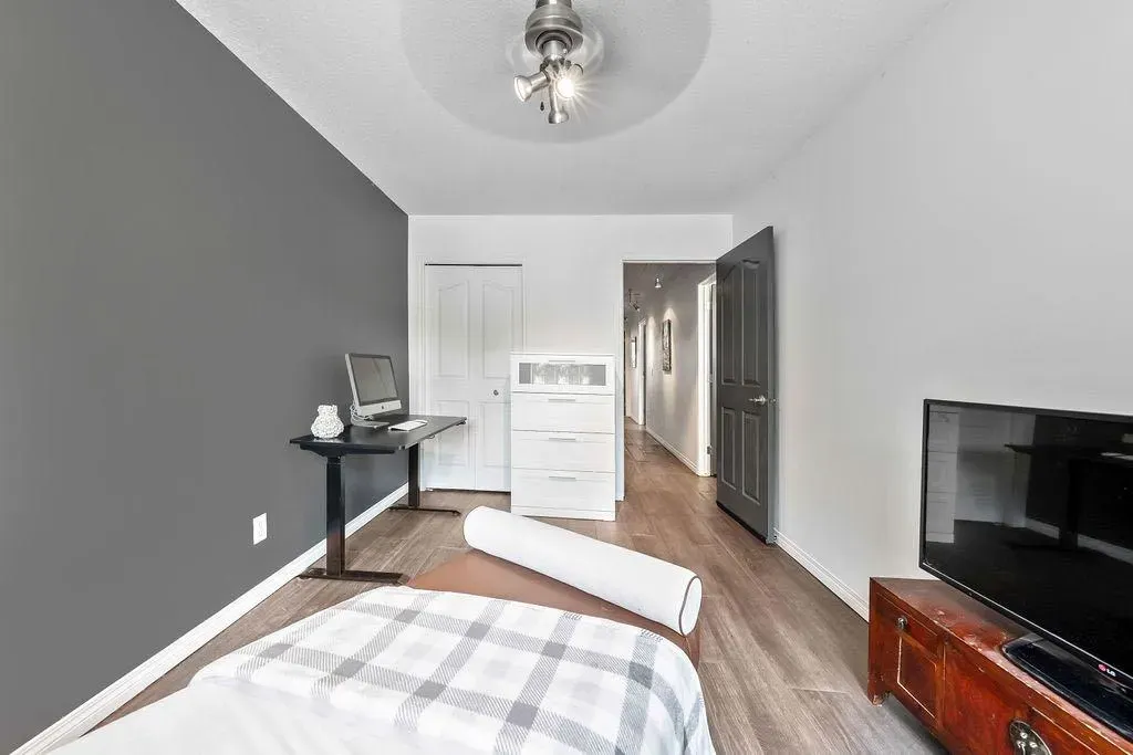 2318 17 Street SE, #59