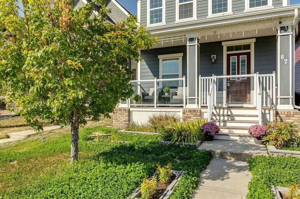 87 Mahogany Grove SE