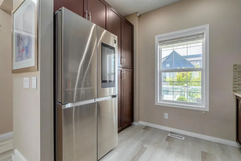 87 Mahogany Grove SE