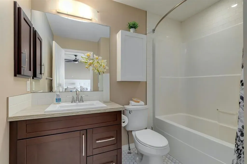 87 Mahogany Grove SE