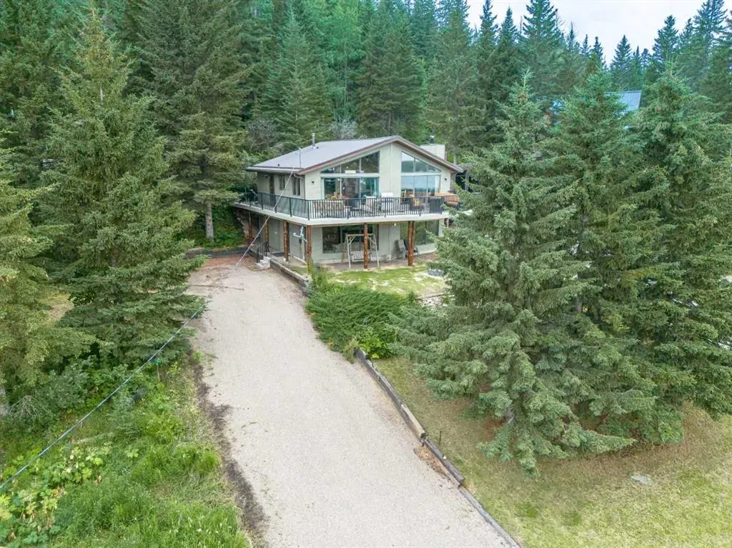 17 Sherwood Crescent