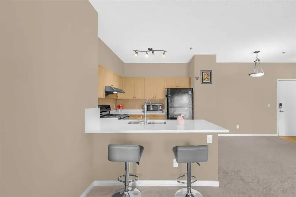 1140 Taradale Drive NE, #2212
