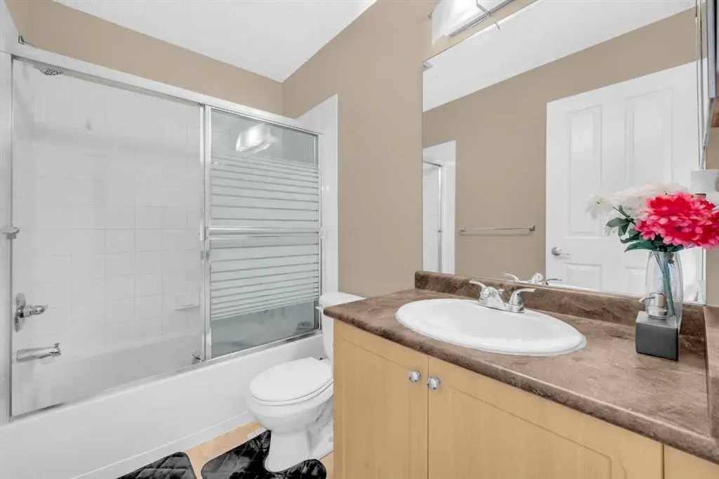 1140 Taradale Drive NE, #2212