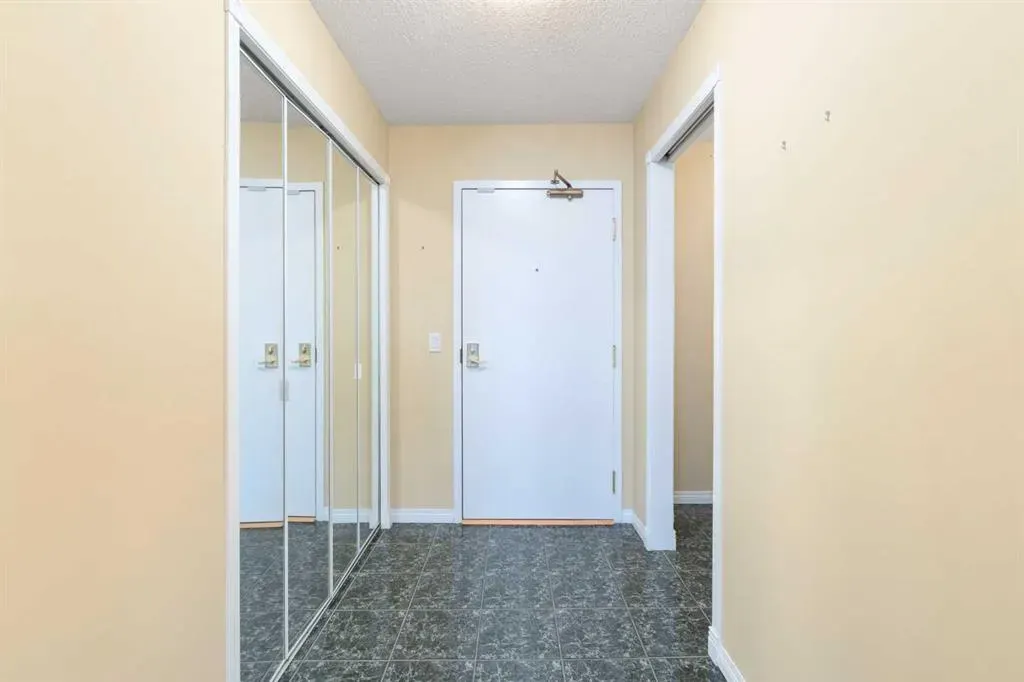 6868 Sierra Morena Boulevard SW, #326