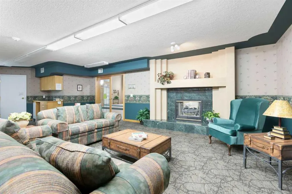 6868 Sierra Morena Boulevard SW, #326