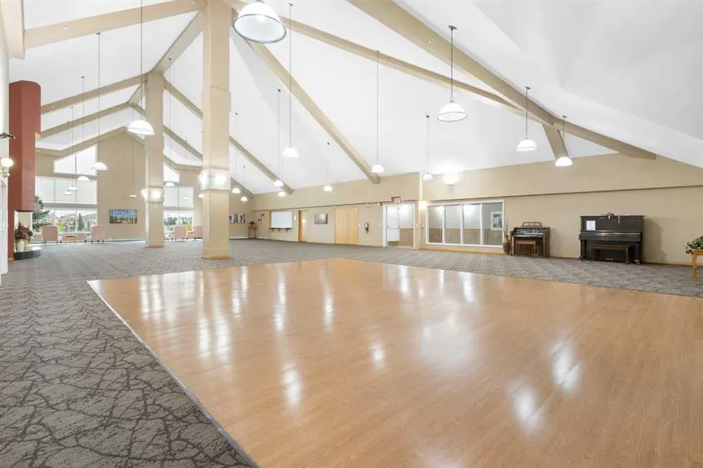 6868 Sierra Morena Boulevard SW, #326