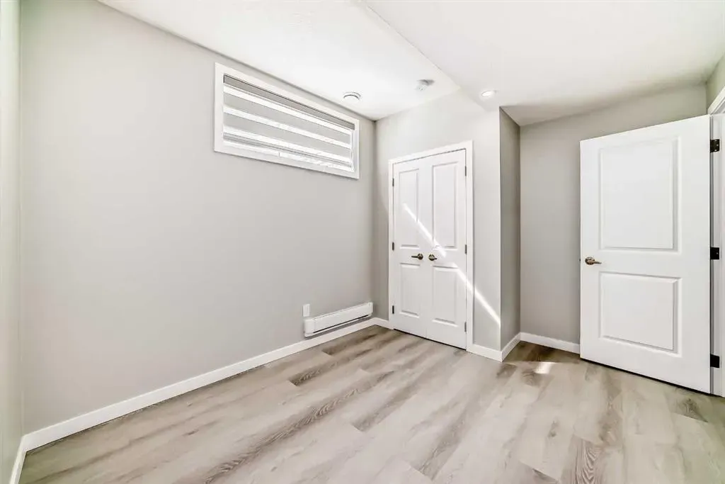 75 Evanscrest Common NW, #106