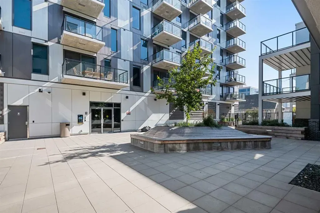 455 1 Avenue NE, #401