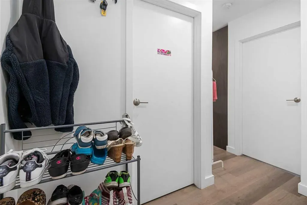 455 1 Avenue NE, #401